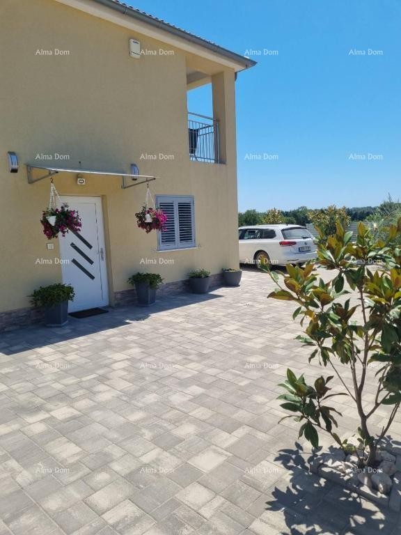 Prodaja - Moderna dupleks kuća s dvije odvojene stambene jedinice, Medulin! 4