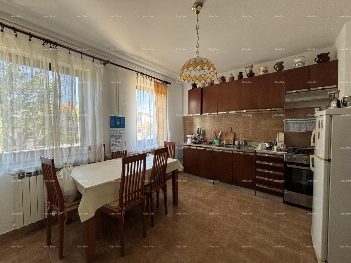 VALBANDON - Kuća s dva stana – idealna za obiteljski život ili investiciju 6