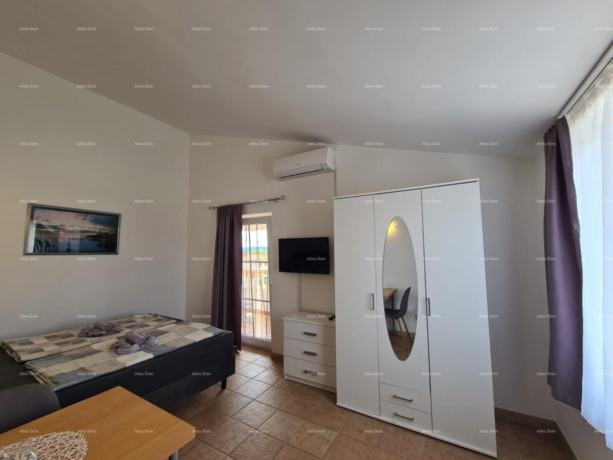 MEDULIN, KUĆA s ukupno 10 apartmana. Fucane 17