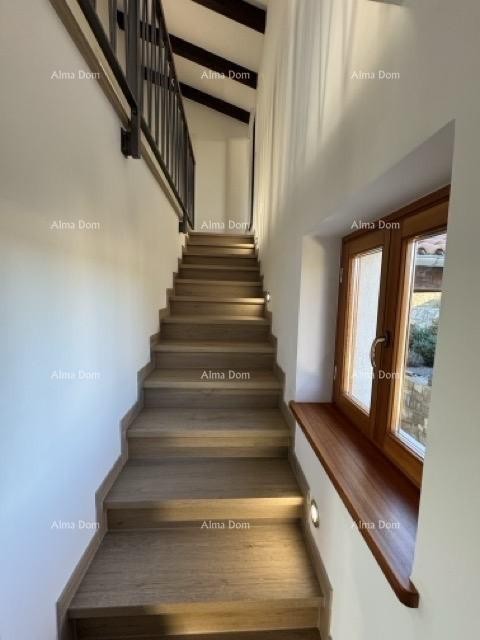 Casa Mediterranea con piscina e vista mare, Raša 9