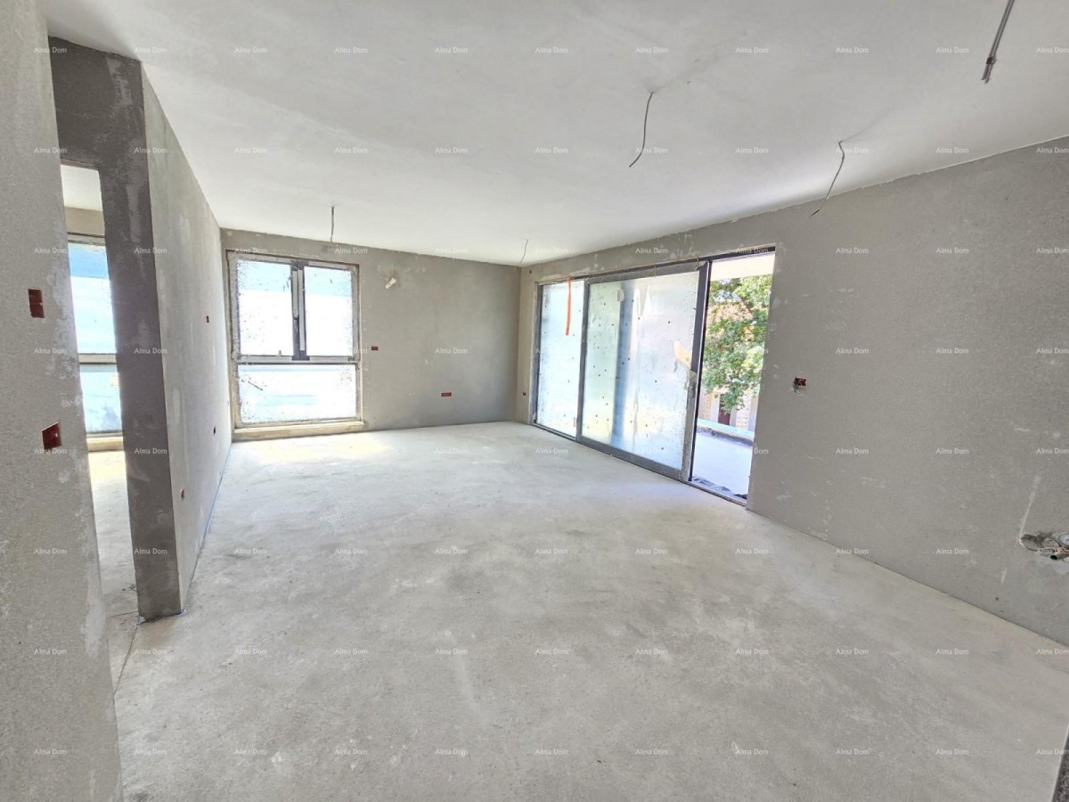 Prodaje se luksuzan stan u Medulinu,  strogi centar mjesta, par minuta lagane šetnje do rive i mora. 7