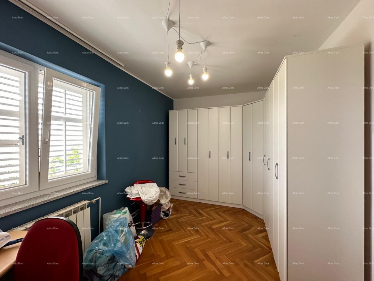 Продаем квартиру в тихом месте Бусолера. 23