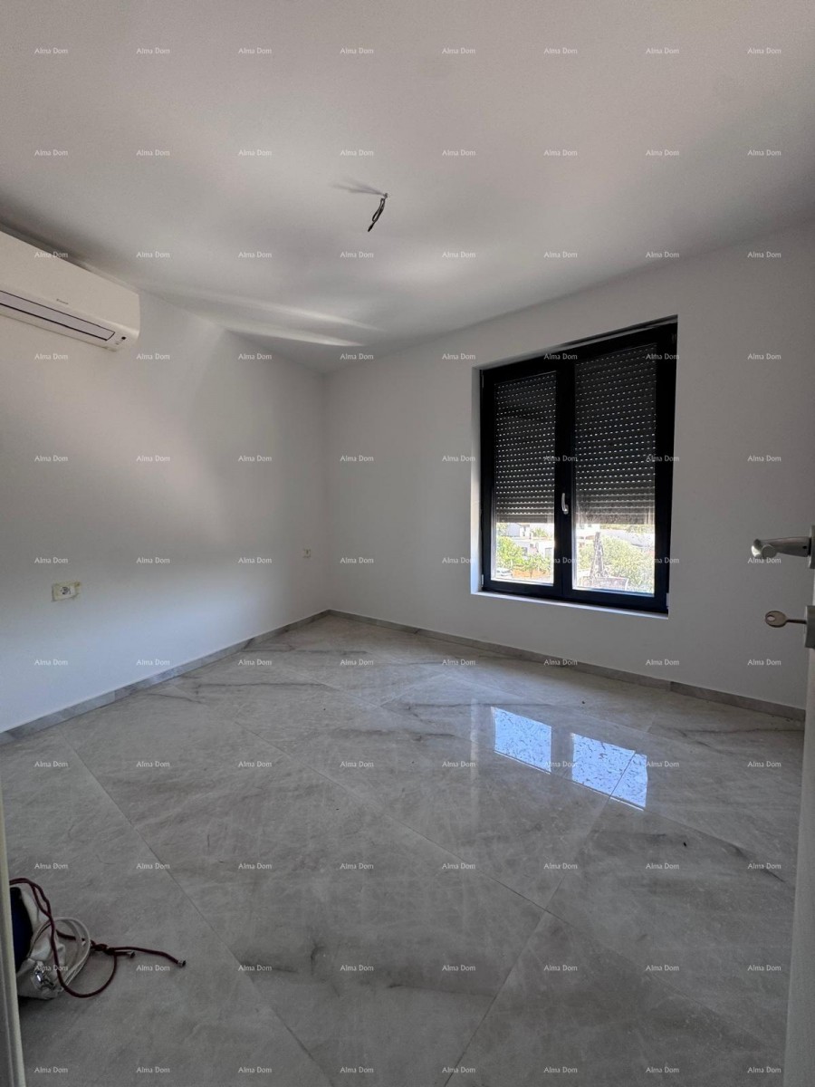 Sale of a luxury two-story apartment with a parking space, Valbandon! 12