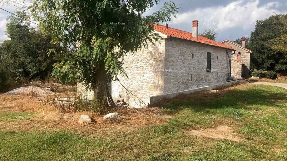Samostojeca Kamena Kuća na Prodaju 3