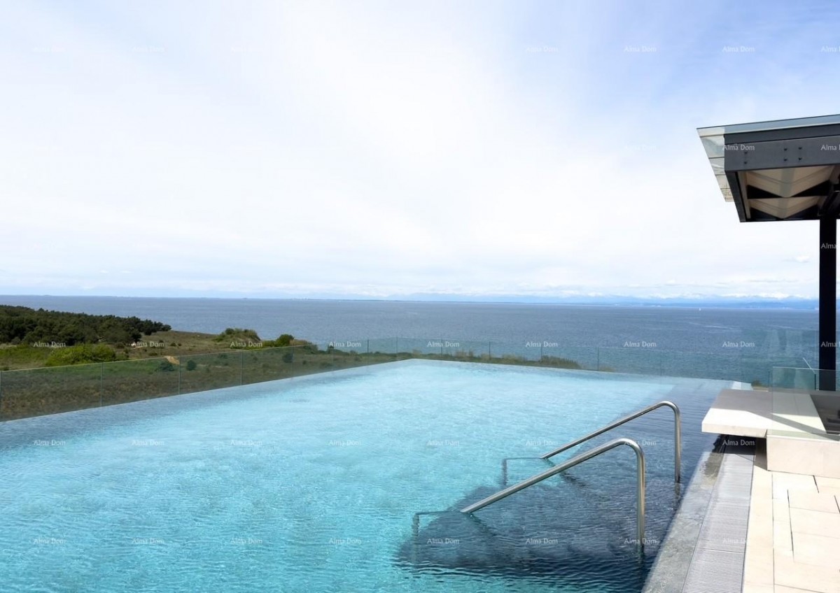 Umag. Продаем квартиру в элитном апарт-отеле! 4