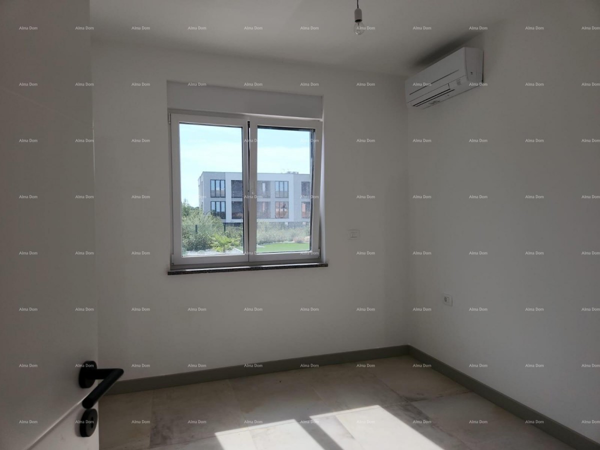 Modern oasis with a pool and private garden in Banjole 23