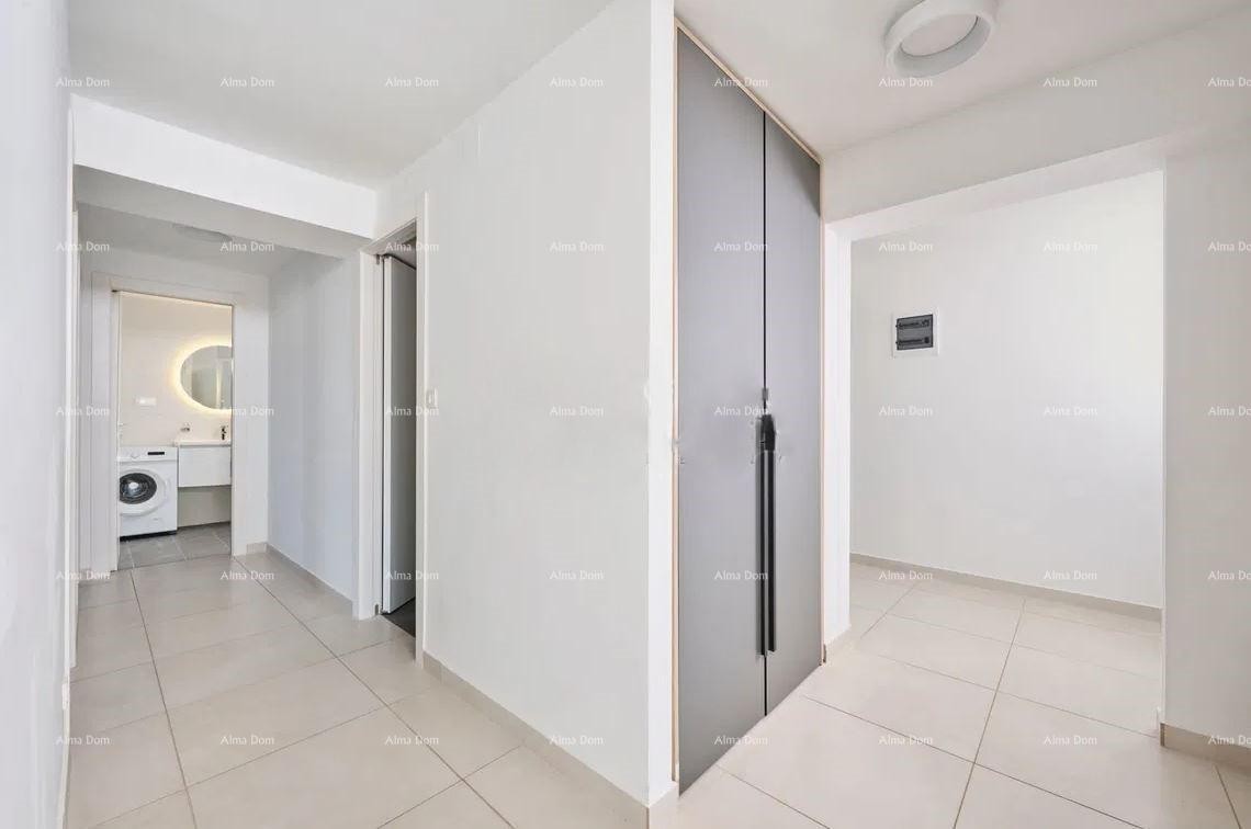 Umag – apartment near the sea in a complex with a pool 5