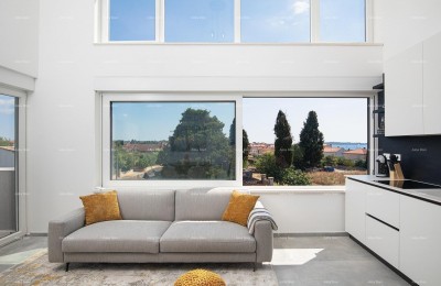 Vendiamo un attico con vista mare a Fasana