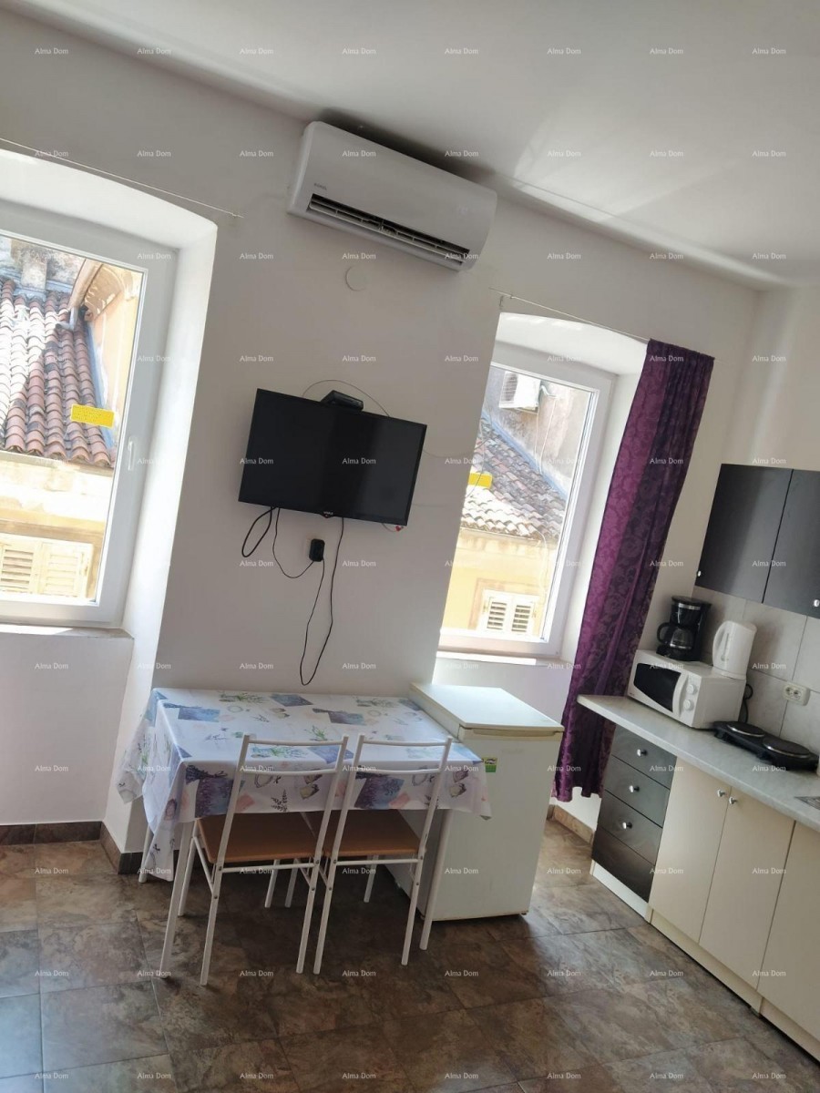 Pula, centro storico – 90,30 m² | 4 appartamenti studio arredati | Vista sulle Porte d'Oro | Attività turistica avviata 9