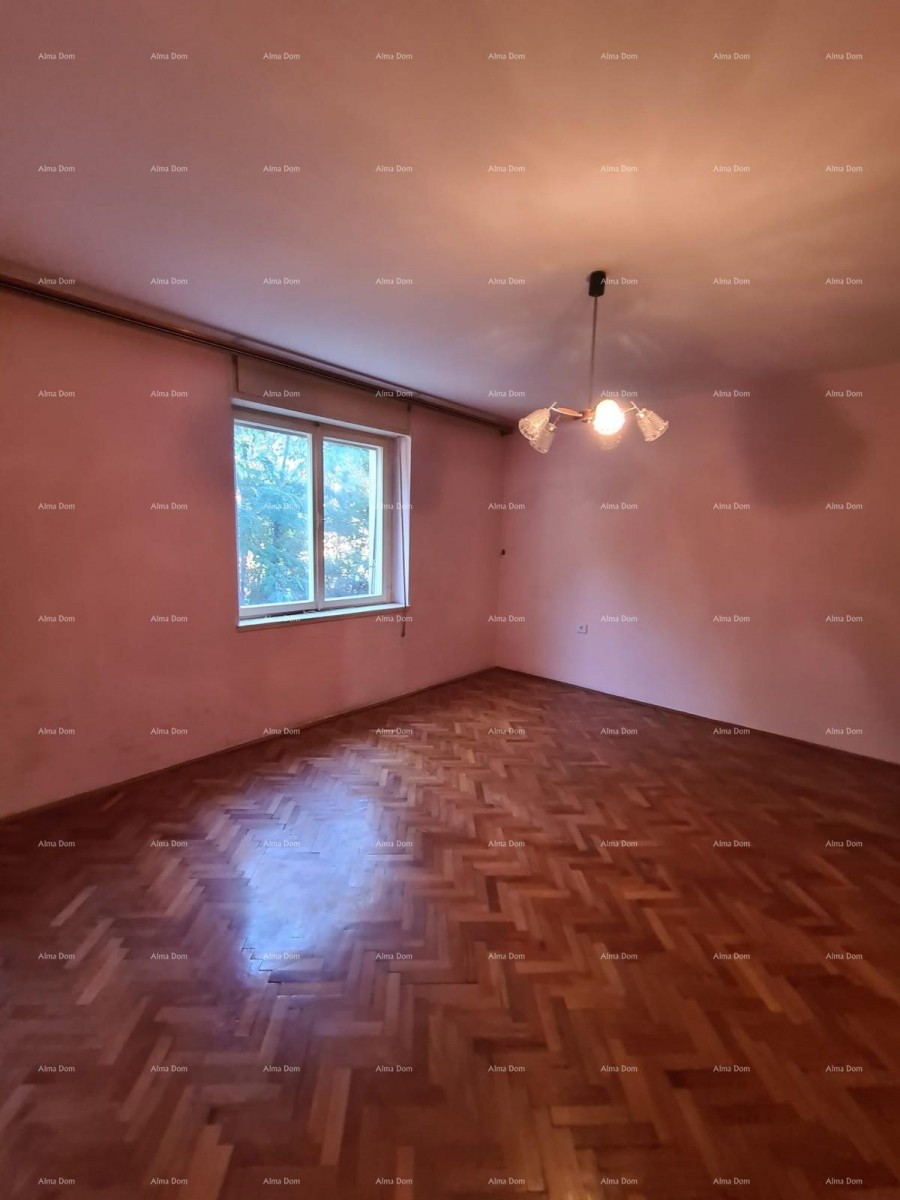 Chestnut. Apartment for sale in an excellent location, Pula! 25