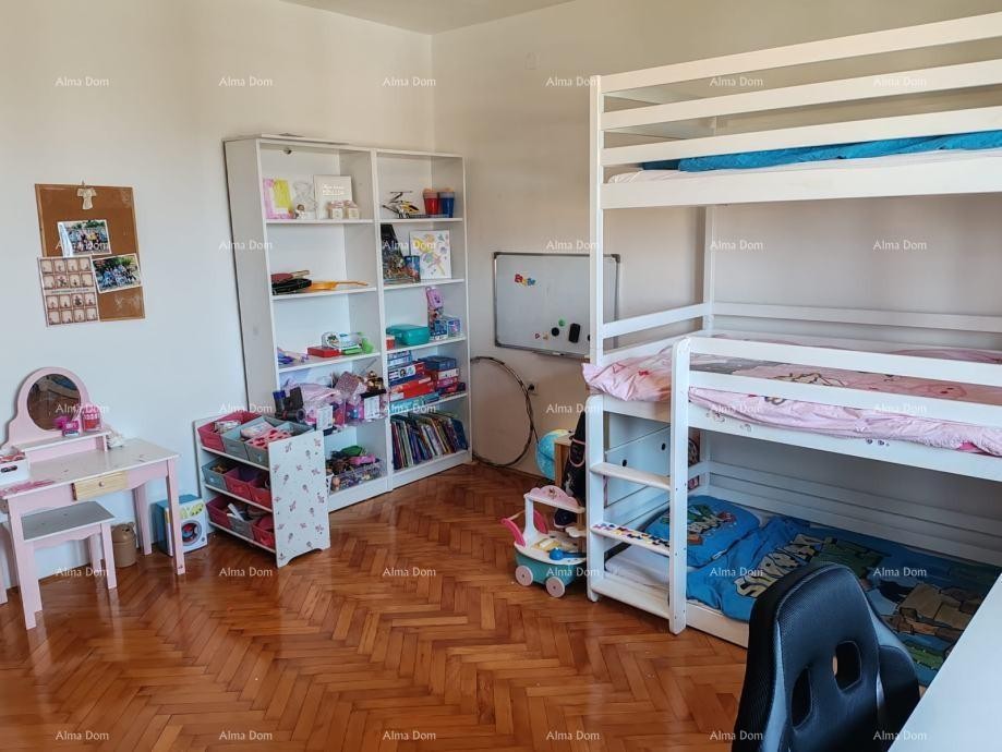 УМАГ, просторная квартира 80 м² 9