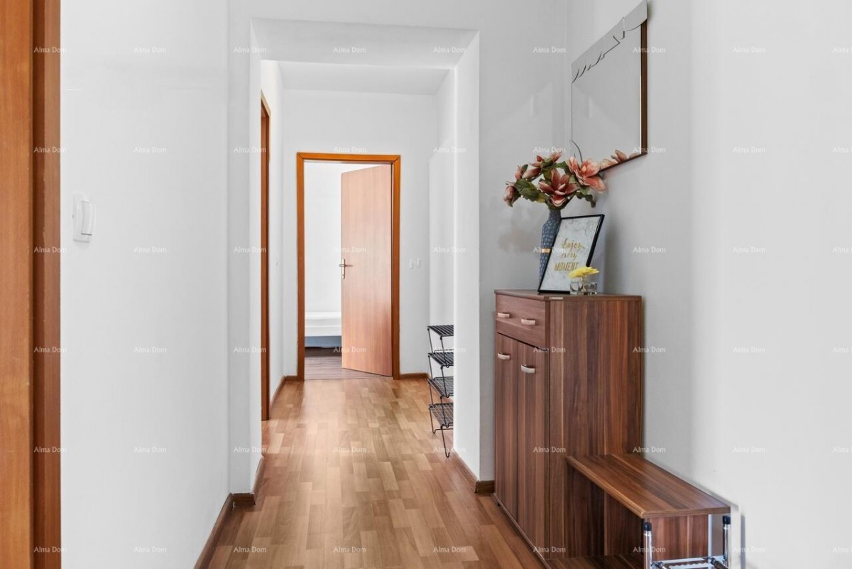 Прекрасно отремонтированный истарский дом с частным бассейном –  Светвинченат 16