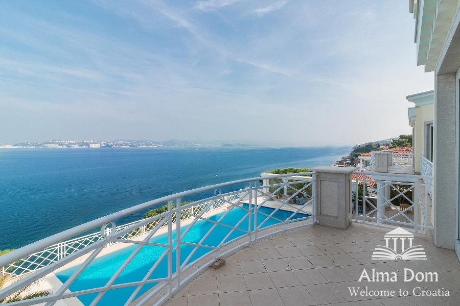 Umago,villa prima filla al mare! 18