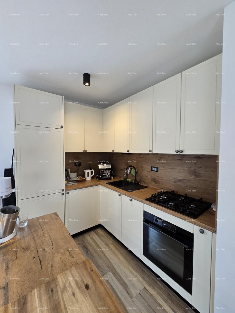 Самостоятельный одноэтажный дом с бассейном! 11