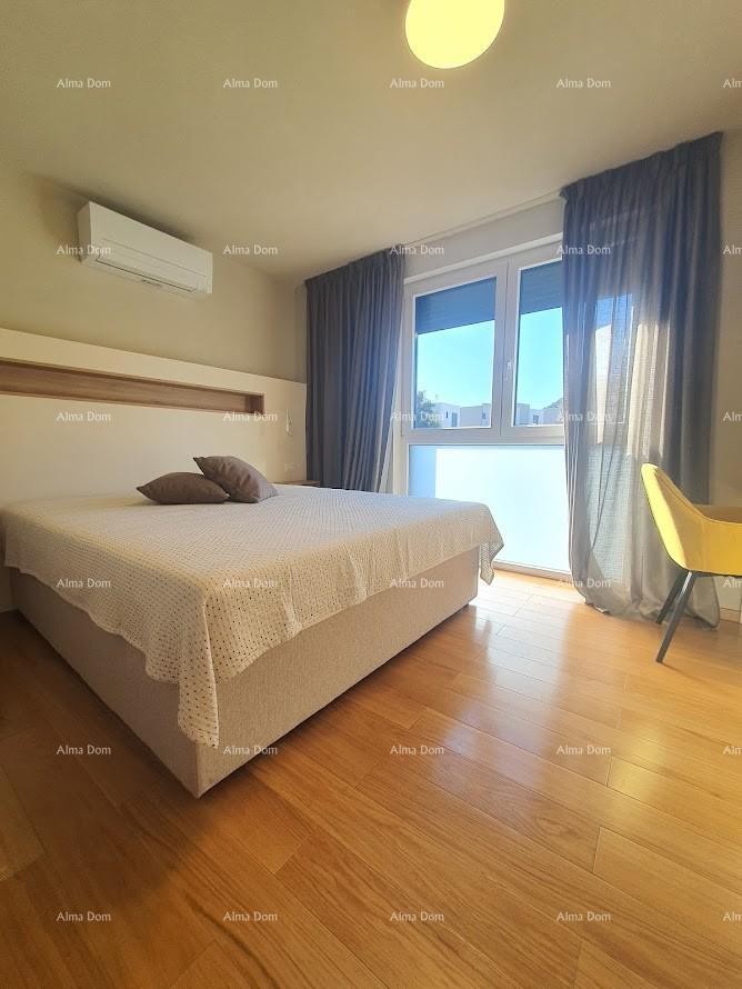 Лабин! Продается прекрасная двухкомнатная квартира с видом на море! 12