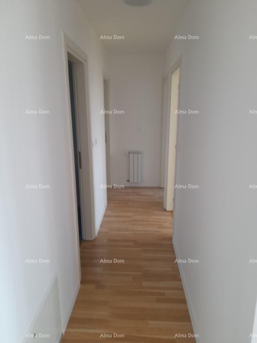 Top location! Apartment for sale in close proximity to the city center, Pula! 5