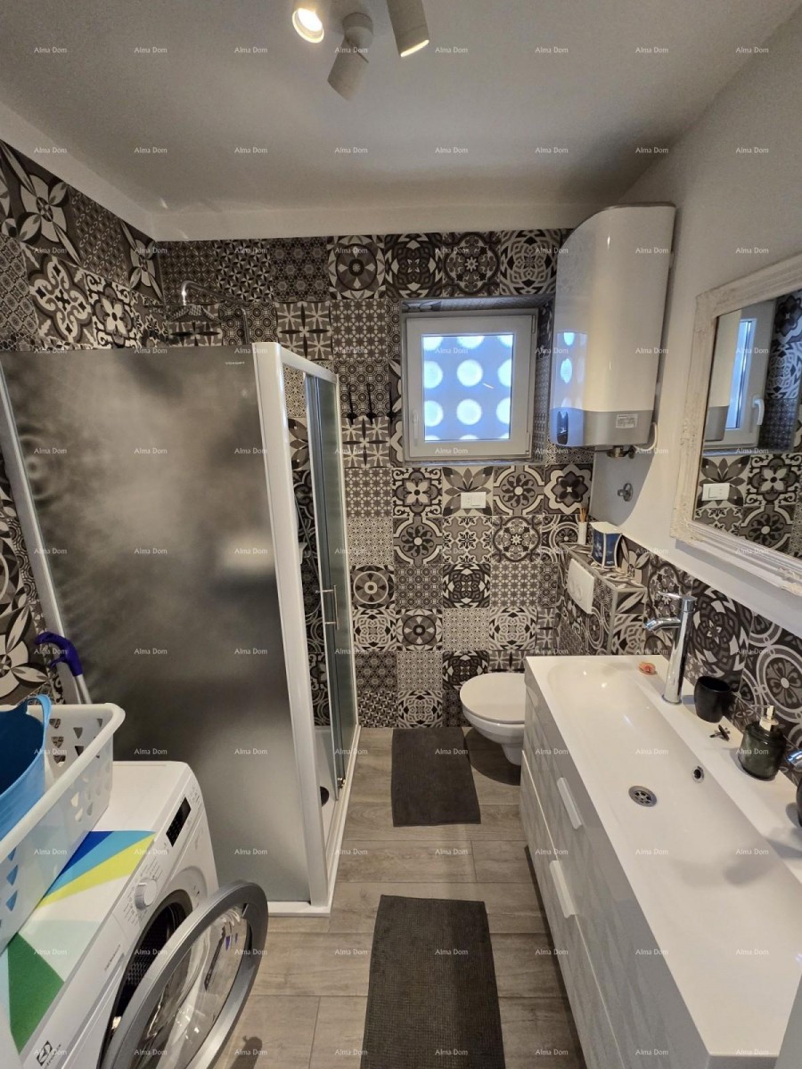 Obiteljski stan nedaleko od centra Pule! 13