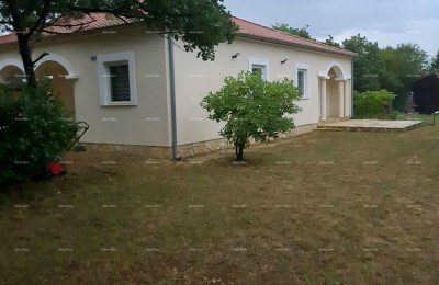 Prodamo samostojno hišo, Marčana