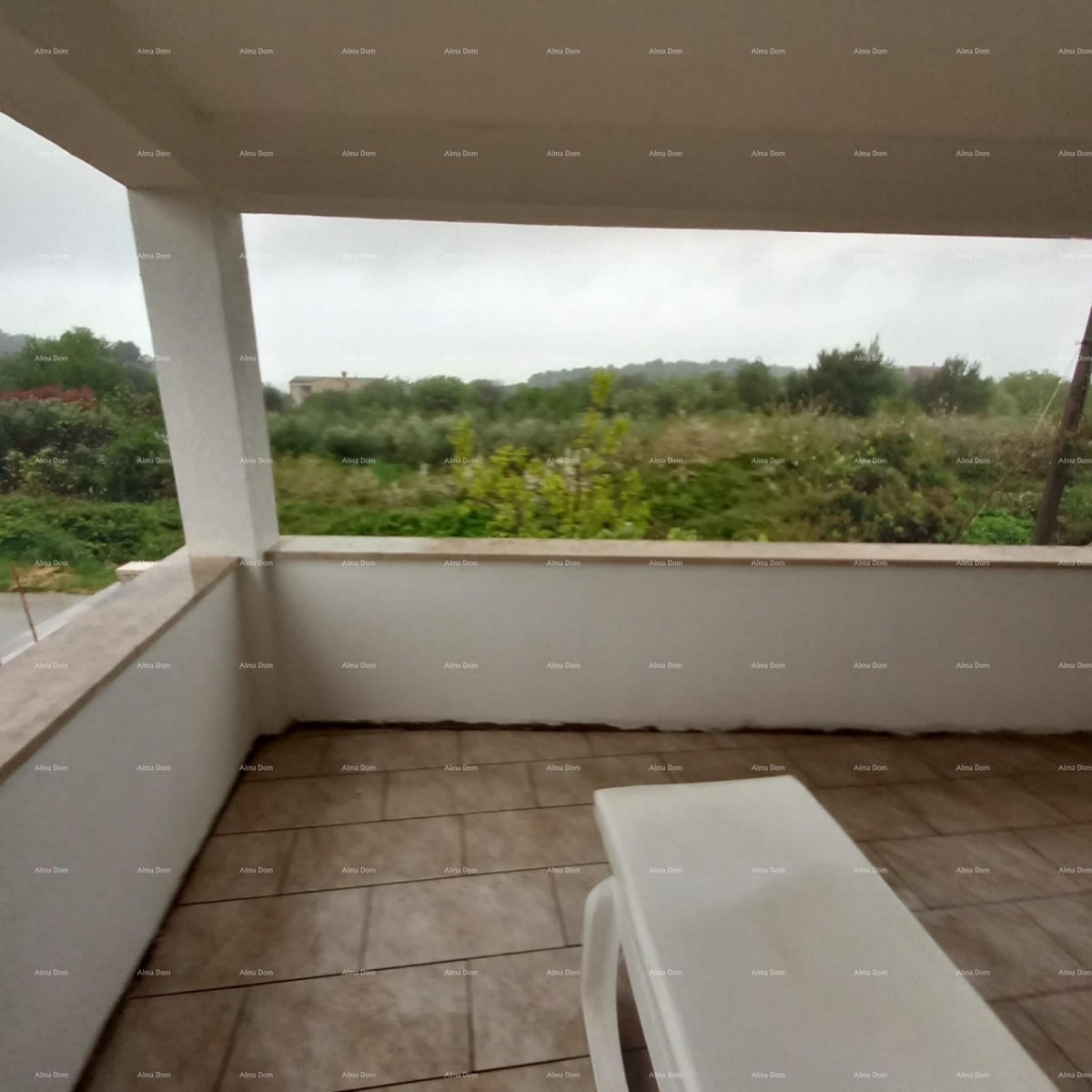 NA PRODAJU – Hiša z dvema ločenima stanoma, Premantura 4