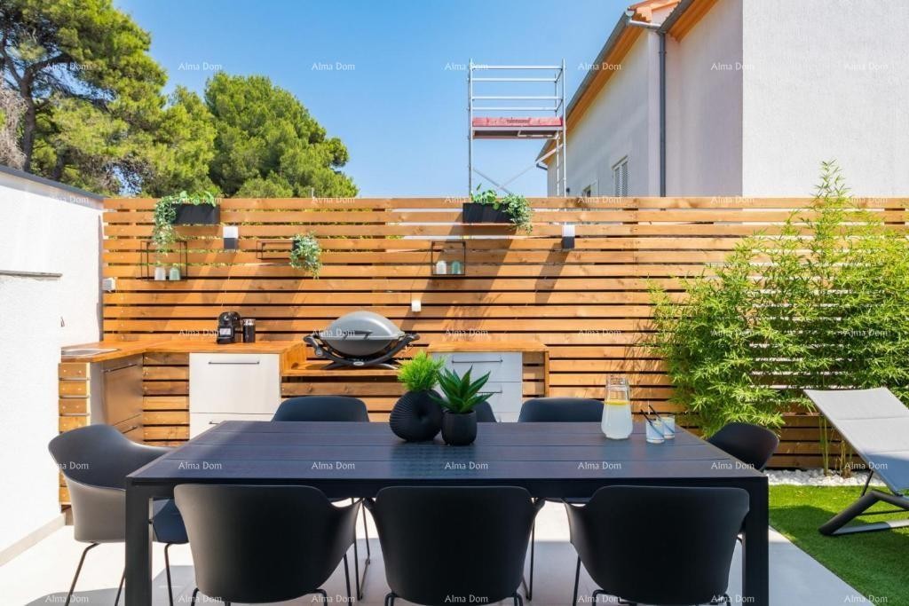 Современная вилла с панорамным видом на море в Медулине! 12