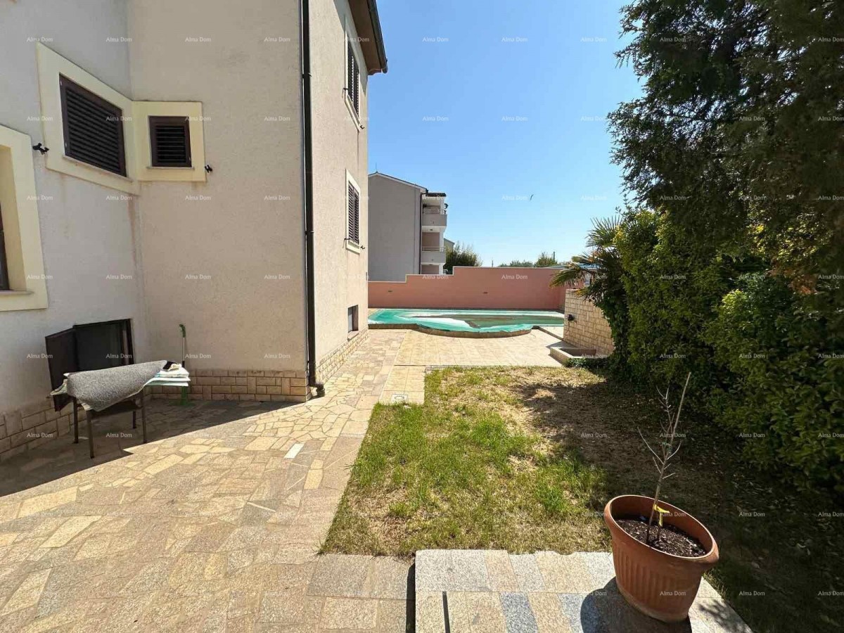 Prodajemo hišo s pet apartmajev na odlični lokaciji! 2