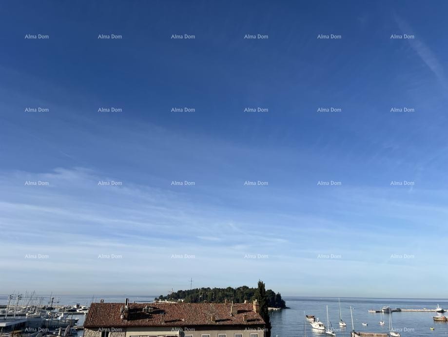 ROVINJ – APPARTAMENTO IN VENDITA 72,5 m² 1