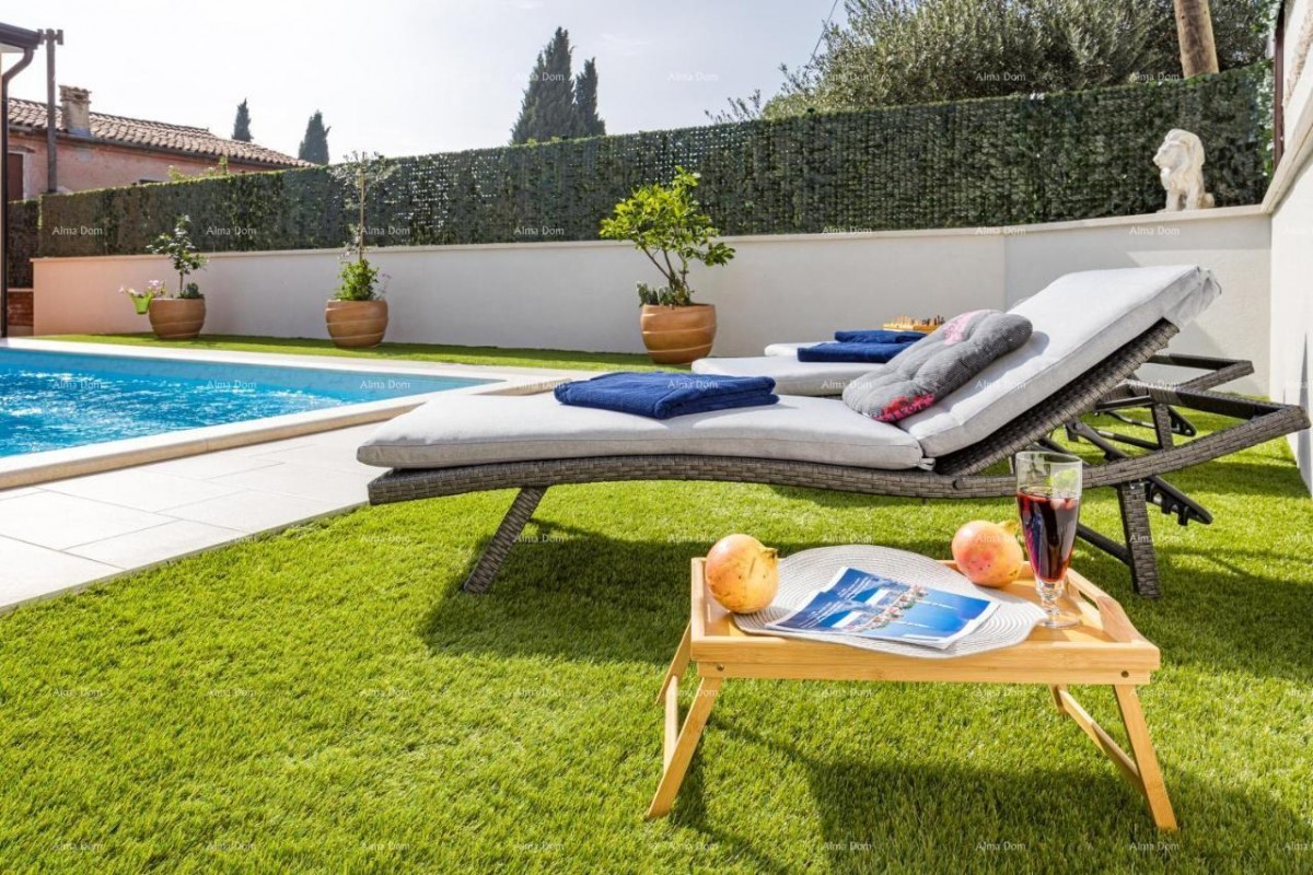 Продаем прекрасную виллу в Ровине. 8