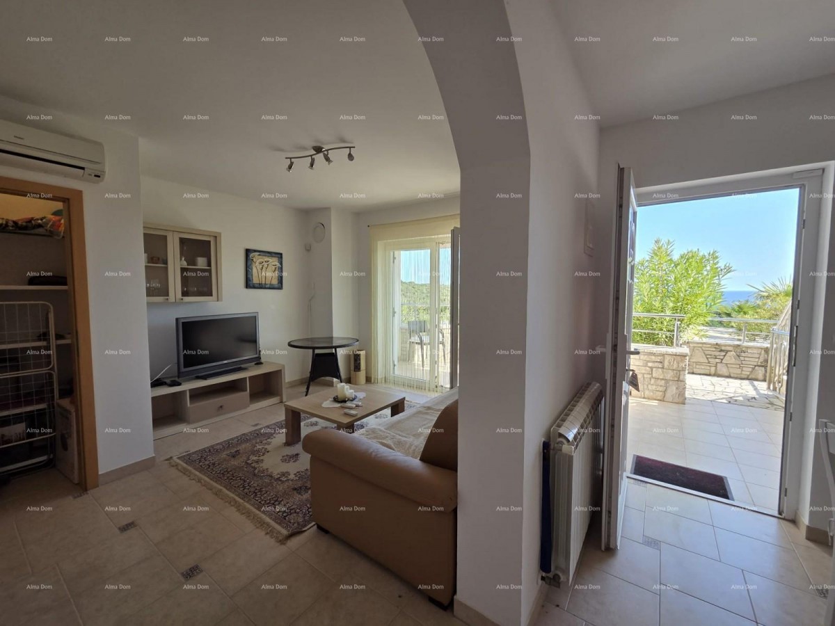 Prodaja šarmantnega stanovanja 60 m², Duga Uvala, pogled na morje 13