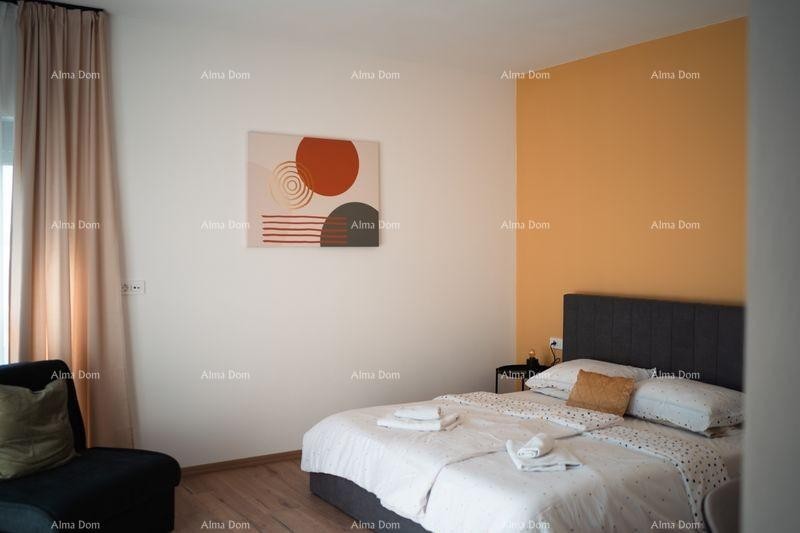 A newly built, modern two-story house with a swimming pool near the sea, Pomer! 23