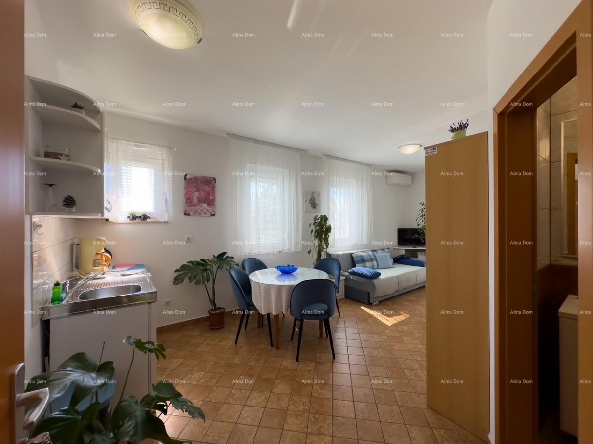 Продаем студию с парковочным местом в отличном расположении в Медулине! 2