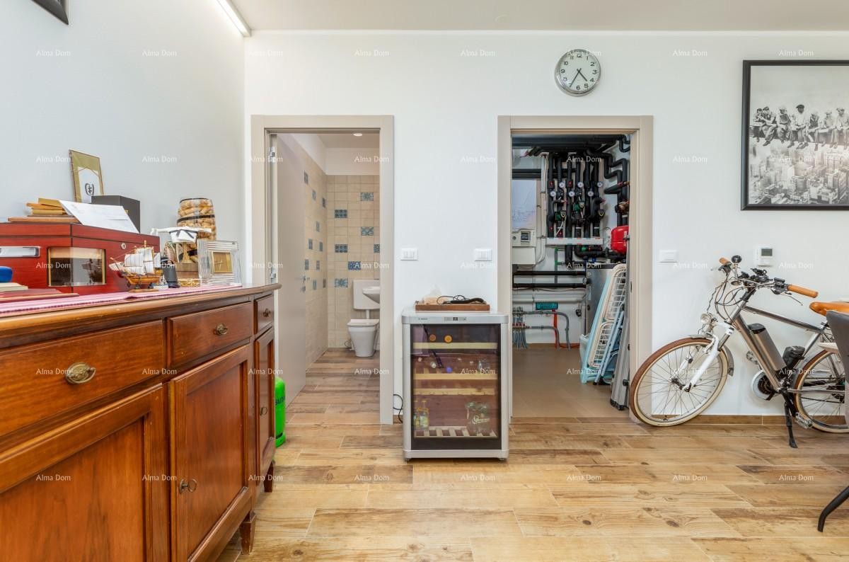 FAŽANA - Samostojeća vila premium klase, sa bazenom, liftom / 100 m od Aleje maslina. 14