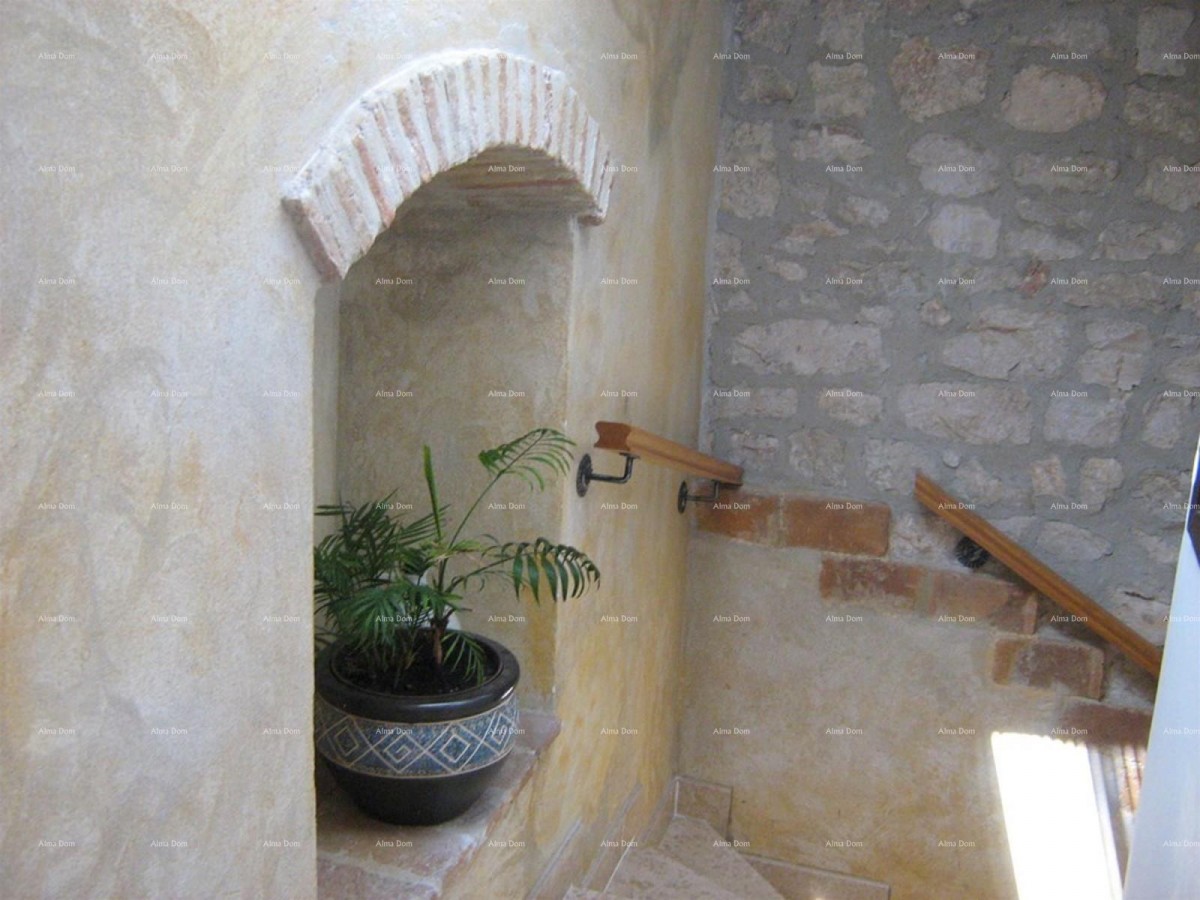 Апартаментный дом в центре Врсара – 200 м от моря 13