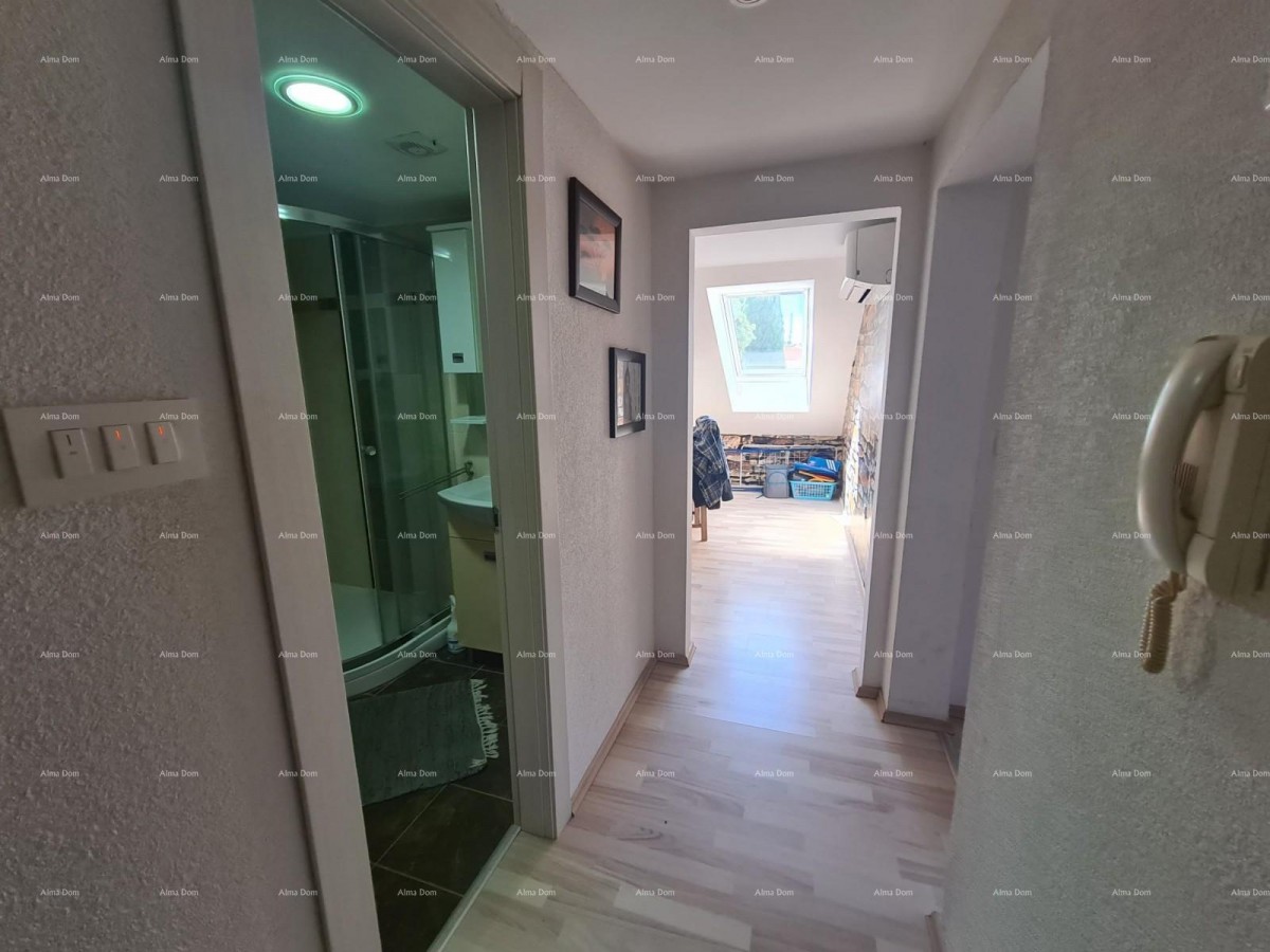 Prodajemo stan u centru Pule – 66 m² 1