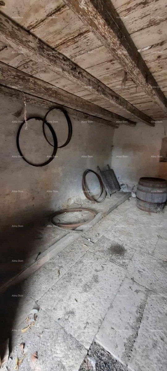 Prodamo kamnito hišo, Barban 10