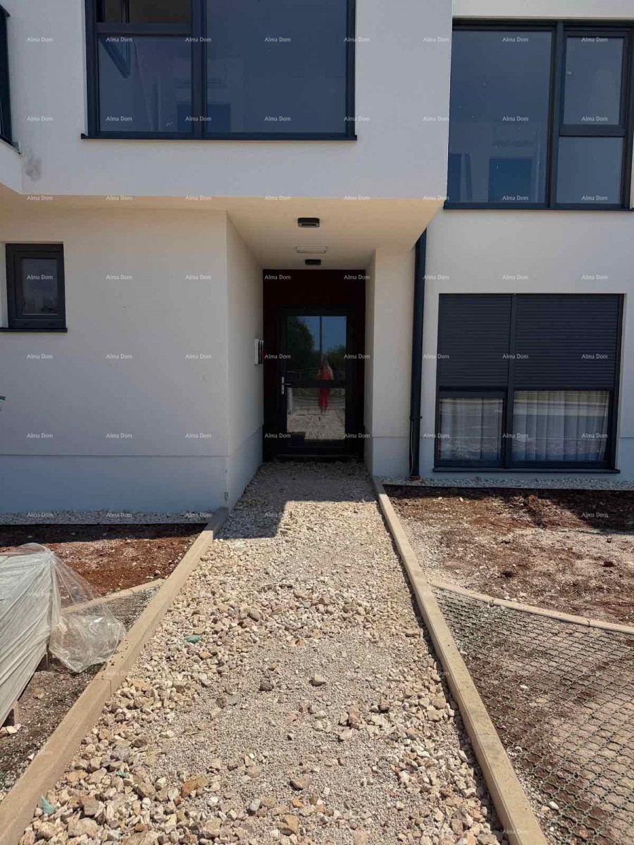 UMAG – New Construction! Apartment in a Modern Residential Complex, 1-25 18