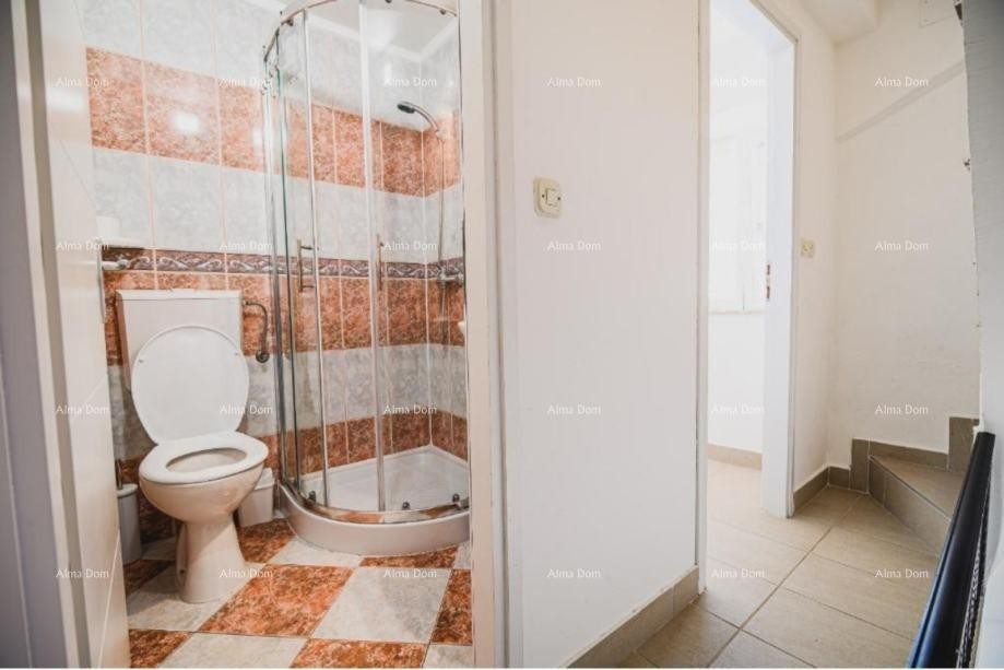 Sale - House in the center, only 50 m from the sea, Umag! 7