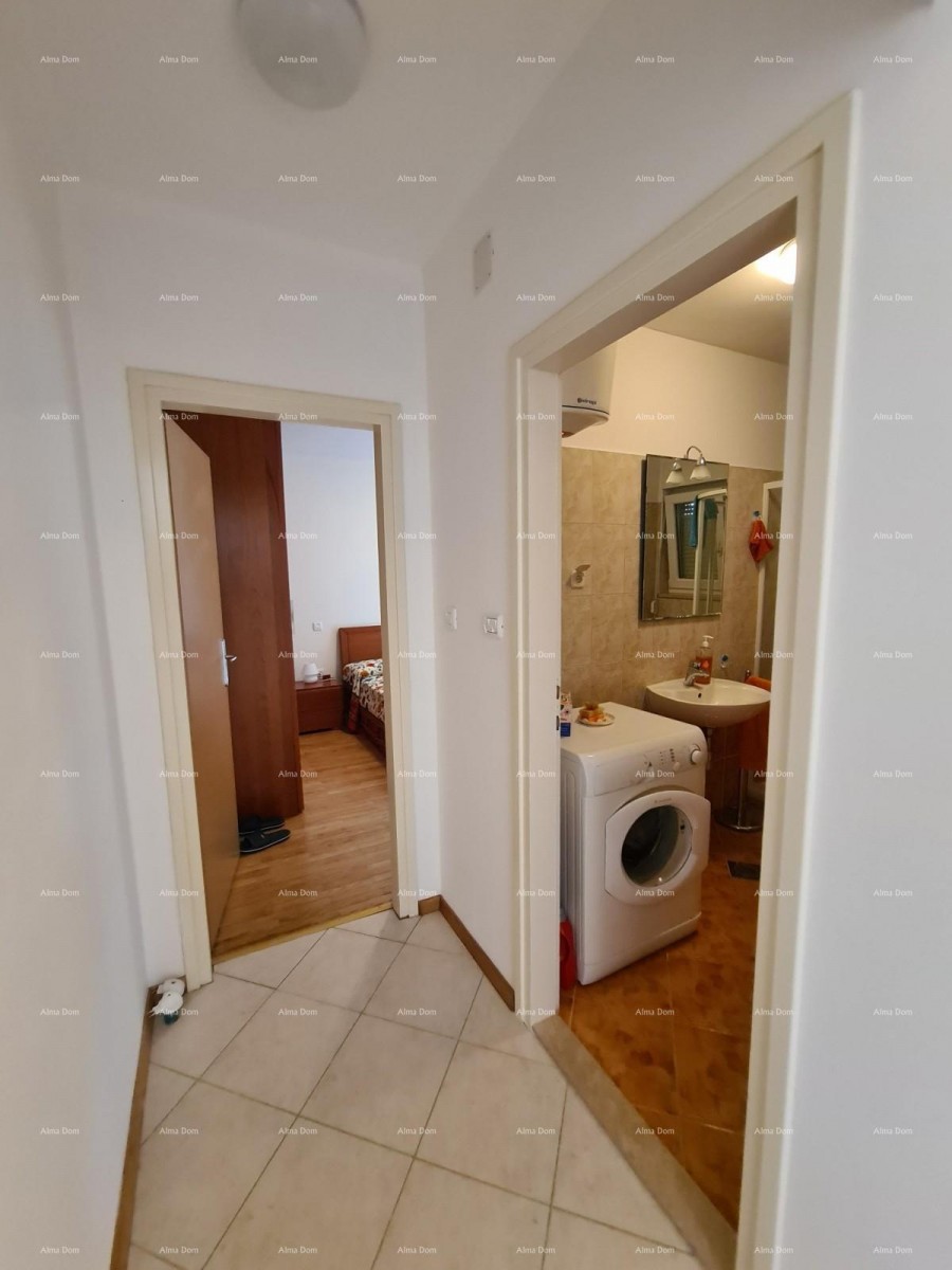 Apartma z odprtim pogledom na zaliv in morje. 8