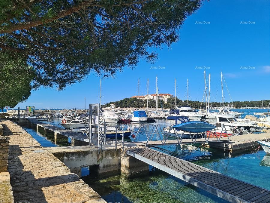 Prvi red do mora i plaže – kuća s bazenom i velikom okućnicom, Pješčana Uvala! 5