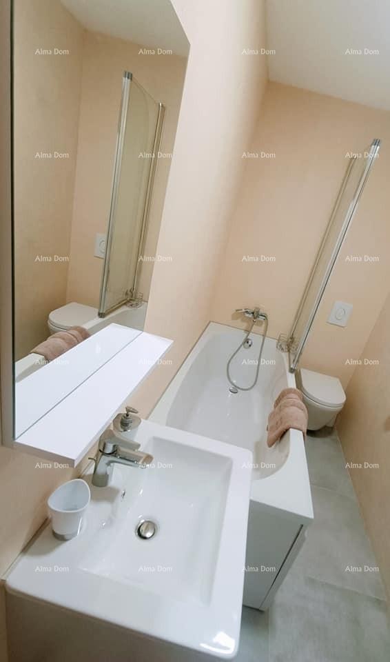 Prodamo družinsko hišo, Valtura 9