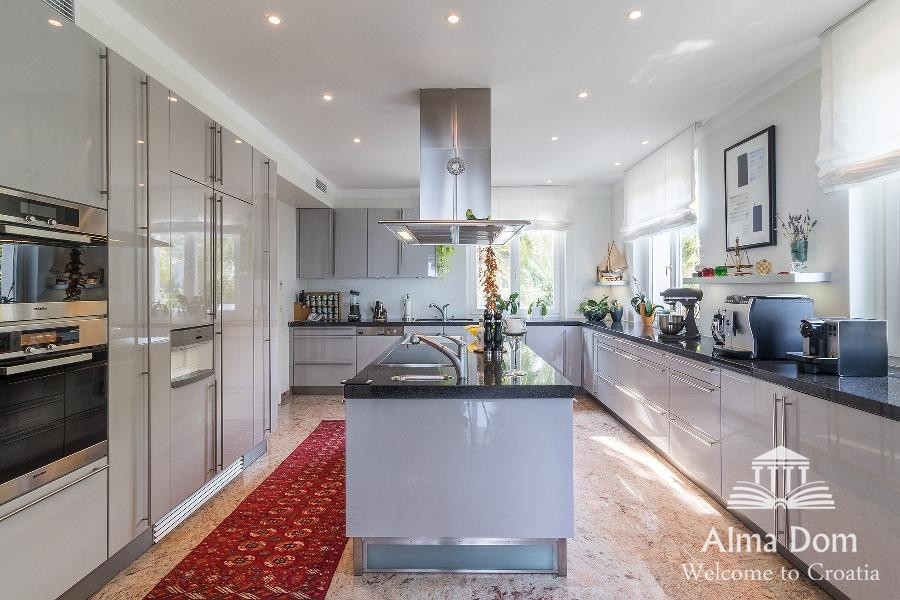 Umago,villa prima filla al mare! 33