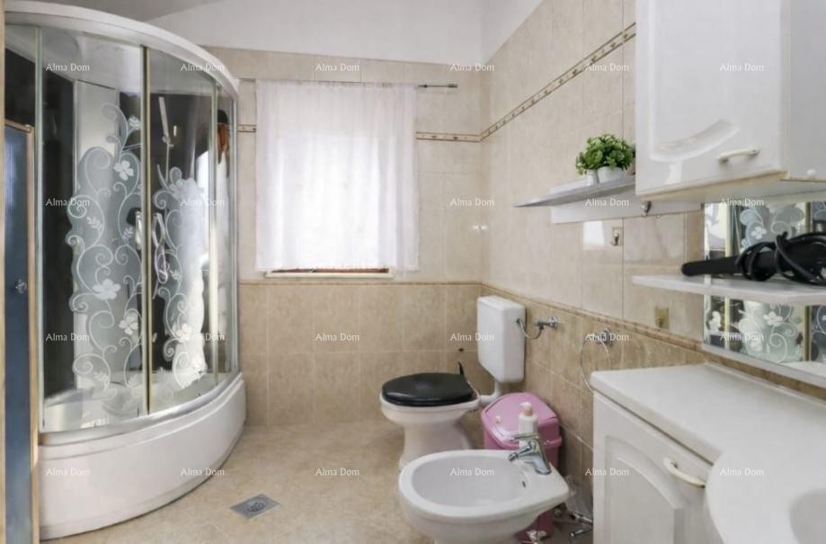 Rovinj – property with two apartments, sea view, and parking space 15