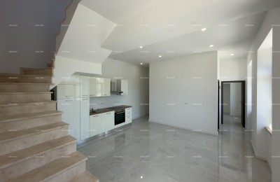 Kuća 150 m² – Pula, Šijana