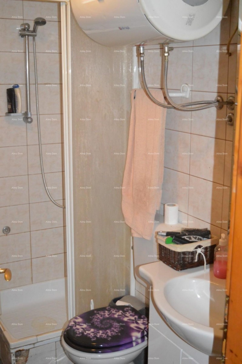 Near Marcana, house on a large plot of 26,000 m2. 20