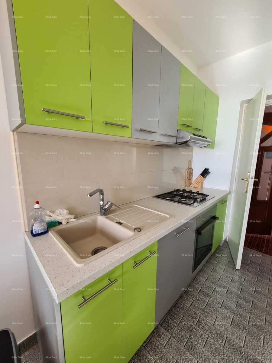 Пула. Зеленикa! Самостоятельный дом! 50 метров до пляжа! Вид на море! 14