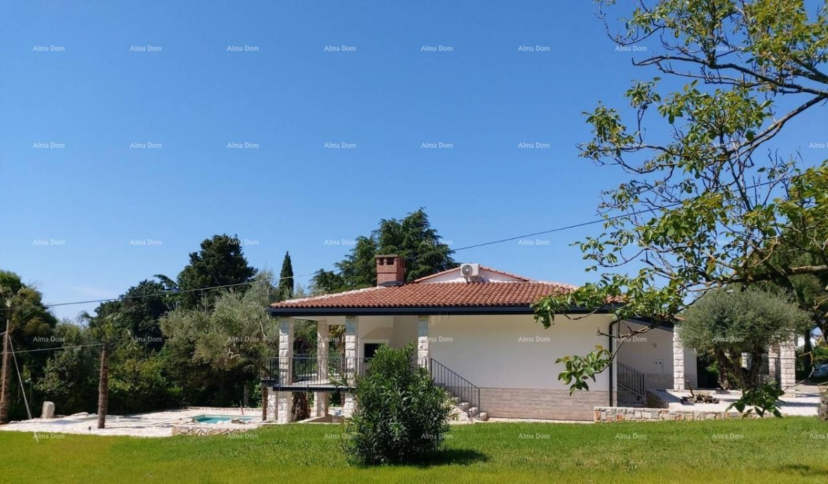 УМАГ – Дом с бассейном и тремя отдельными апартаментами 7