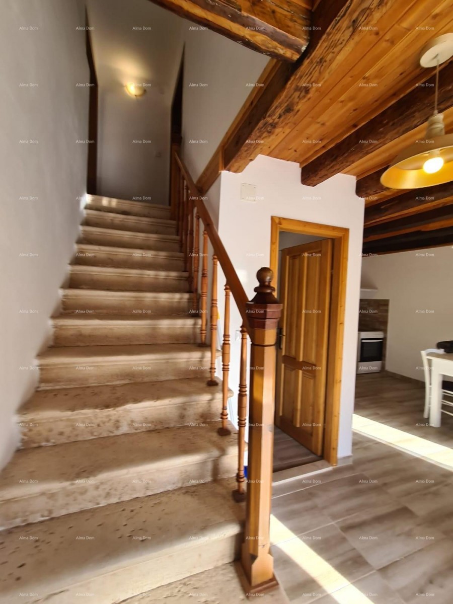 Sale! Two renovated Istrian houses in Marčana. 10