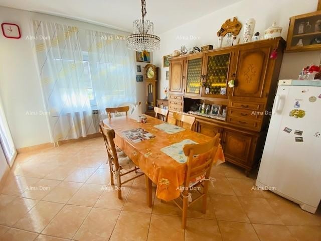 Просторный дом в Пуле с большим двором и множеством возможностей 27