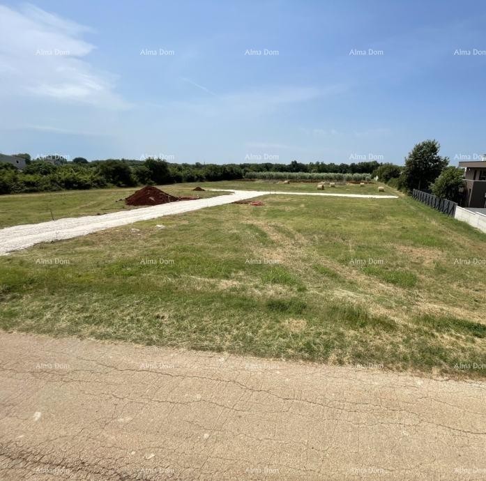 Vendita di terreni edificabili in una bella posizione, vicino a Pola, Loborika! 1