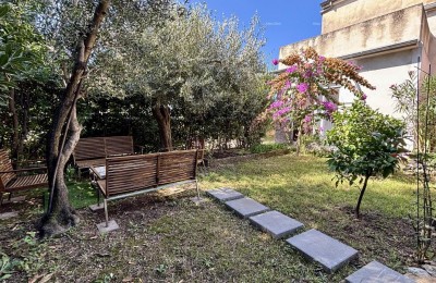 ПУЛА, центр – продажа квартиры 55 м² с садом и парковочным местом