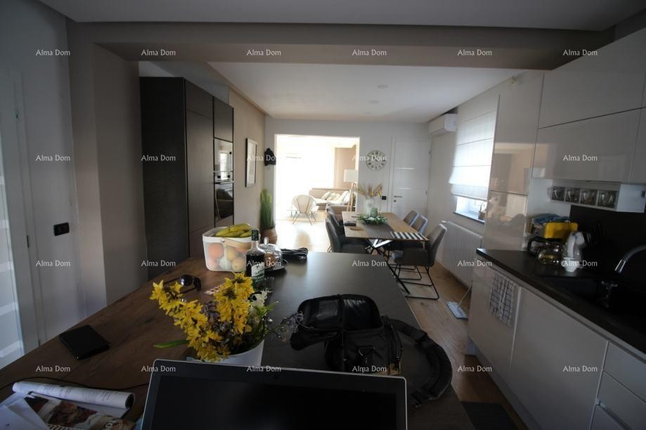 Sand Cove, Villa with Apartments Near the Sea 7